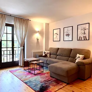 Les 3 Valls - L'amfitriona Apartamento